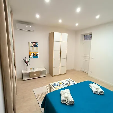 Apartment Mi&lu -royal Palace & Free Parking *